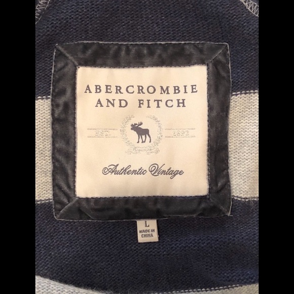 Abercrombie and Fitch Zip-up Sweater - Picture 3 of 4